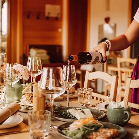 Weingut Kollerhof Am Eichberg Çiftlik konaklama