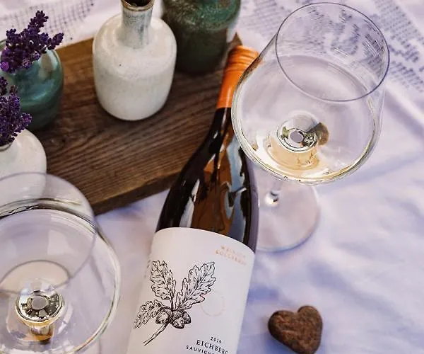 مزرعة للإقامة Weingut Kollerhof Am Eichberg