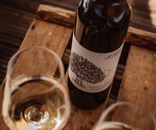 مزرعة للإقامة Weingut Kollerhof Am Eichberg *