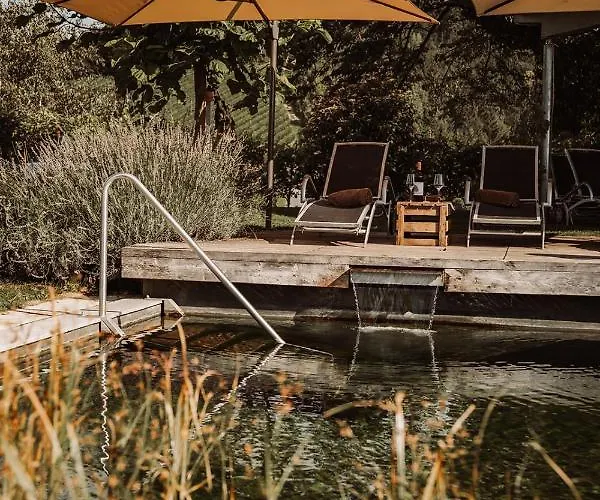 مزرعة للإقامة Weingut Kollerhof Am Eichberg