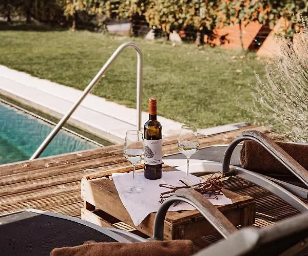 Alojamento de Turismo Rural Weingut Kollerhof Am Eichberg *