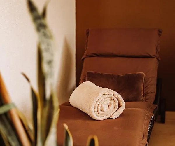 Weingut Kollerhof Am Eichberg مزرعة للإقامة