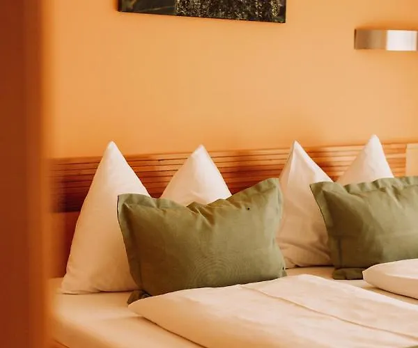 Alojamento de Turismo Rural Weingut Kollerhof Am Eichberg *